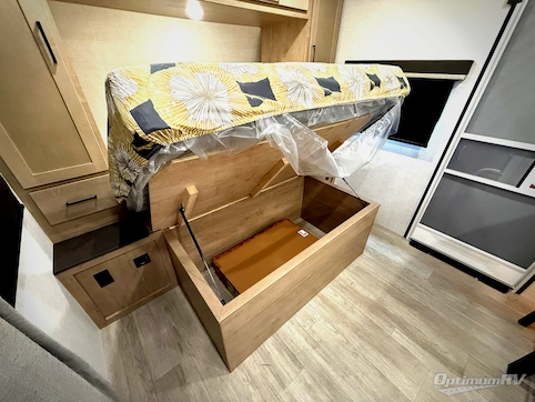 2026 Ember E-Series 22ETS RV Photo 2