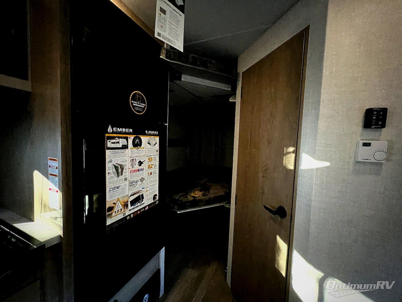 2026 Ember E-Series 19ETS Photo 13