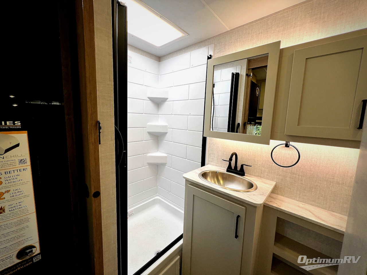 2026 Ember E-Series 21RKE Photo 14