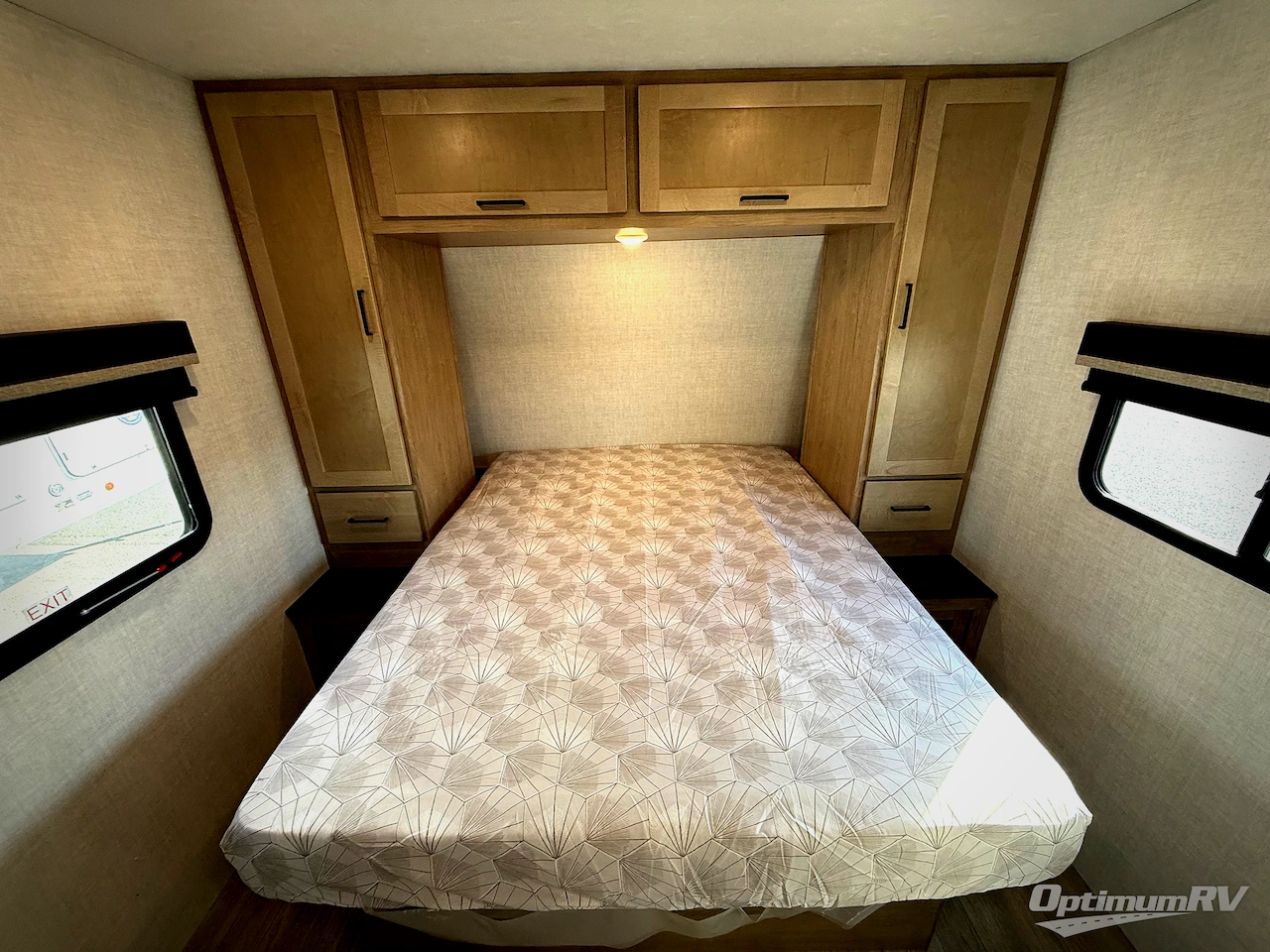 2026 Ember E-Series 26ETS Photo 17