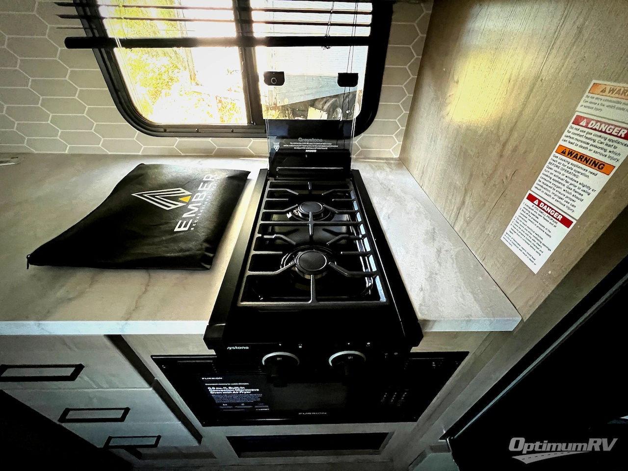 2026 Ember E-Series 26ETS Photo 10