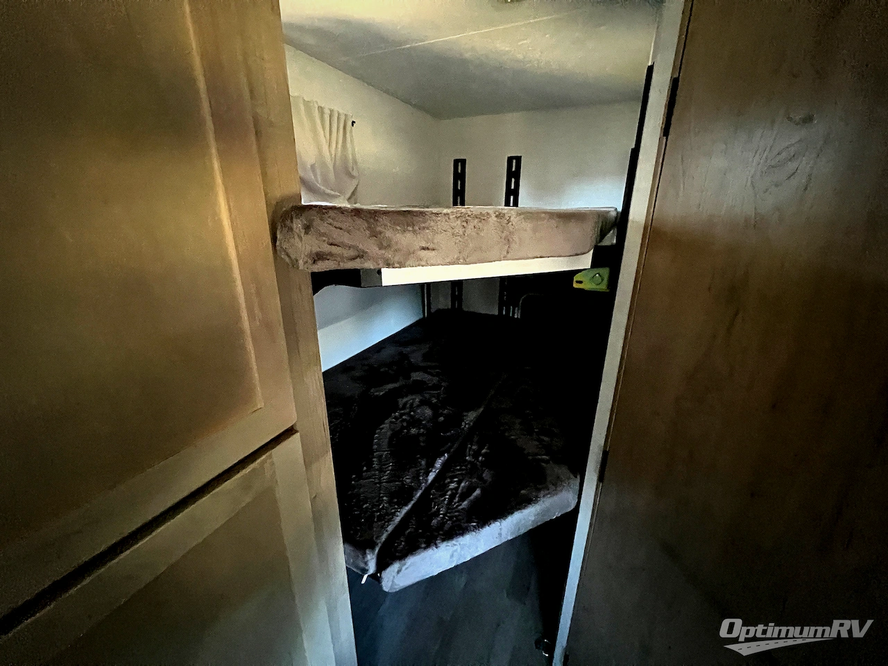 2026 Ember E-Series 26ETS Photo 14