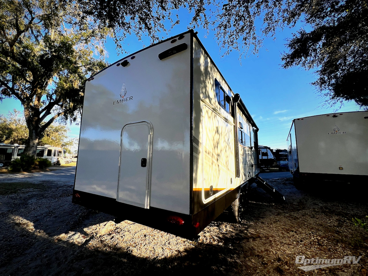 2026 Ember E-Series 22ETS Photo 3