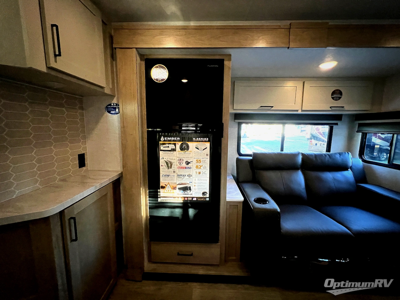 2026 Ember E-Series 22ETS Photo 15