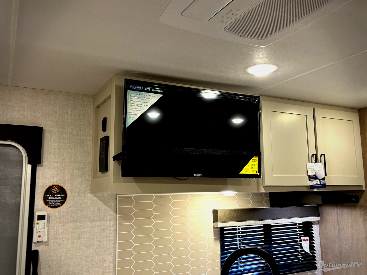 2026 Ember E-Series 22ETS Photo 10