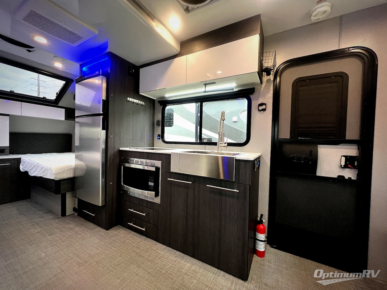 2023 inTech RV O-V-R EXPEDITION Photo 9