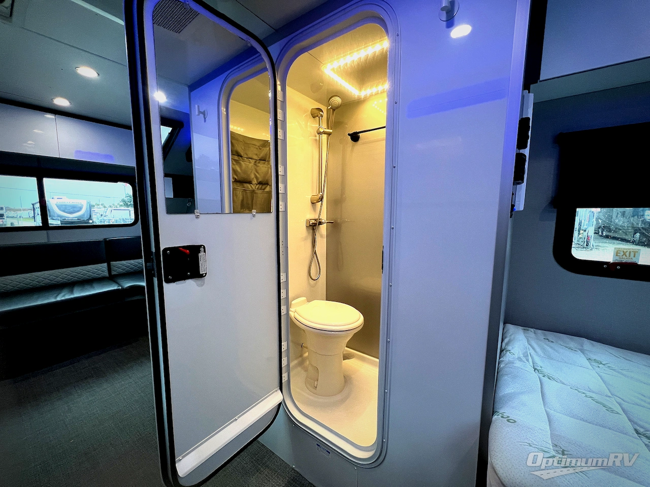 2023 inTech RV O-V-R EXPEDITION Photo 17