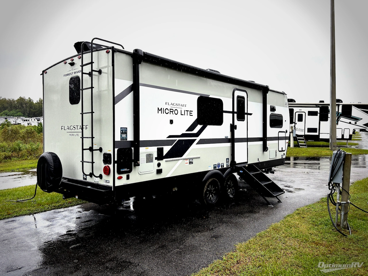 2027 Forest River Flagstaff Micro Lite 25MBR Photo 2