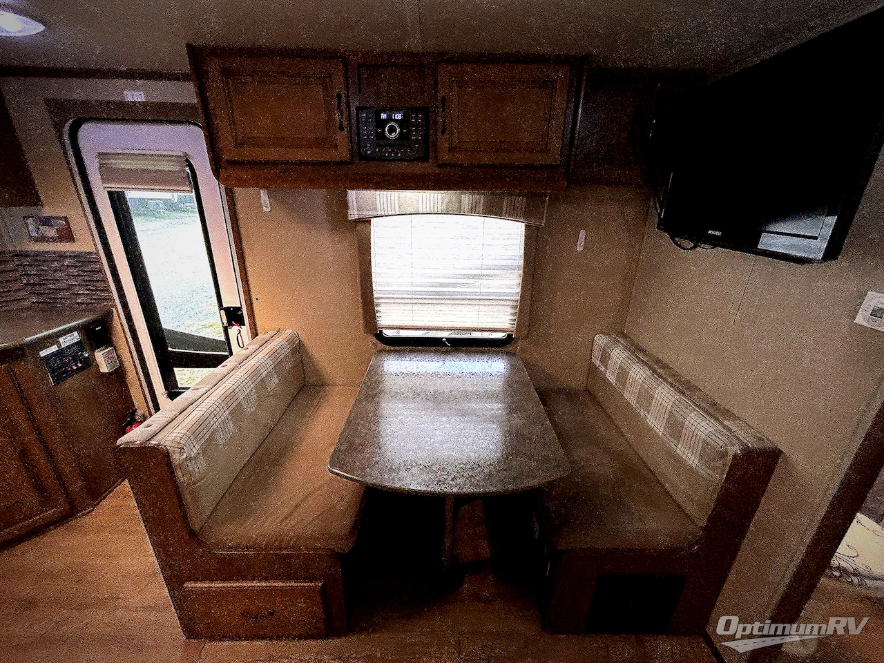 2013 Cruiser ViewFinder Signature V-24SD Photo 9