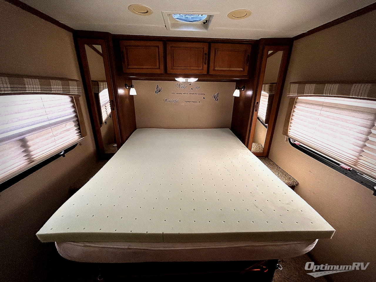 2013 Cruiser ViewFinder Signature V-24SD Photo 14