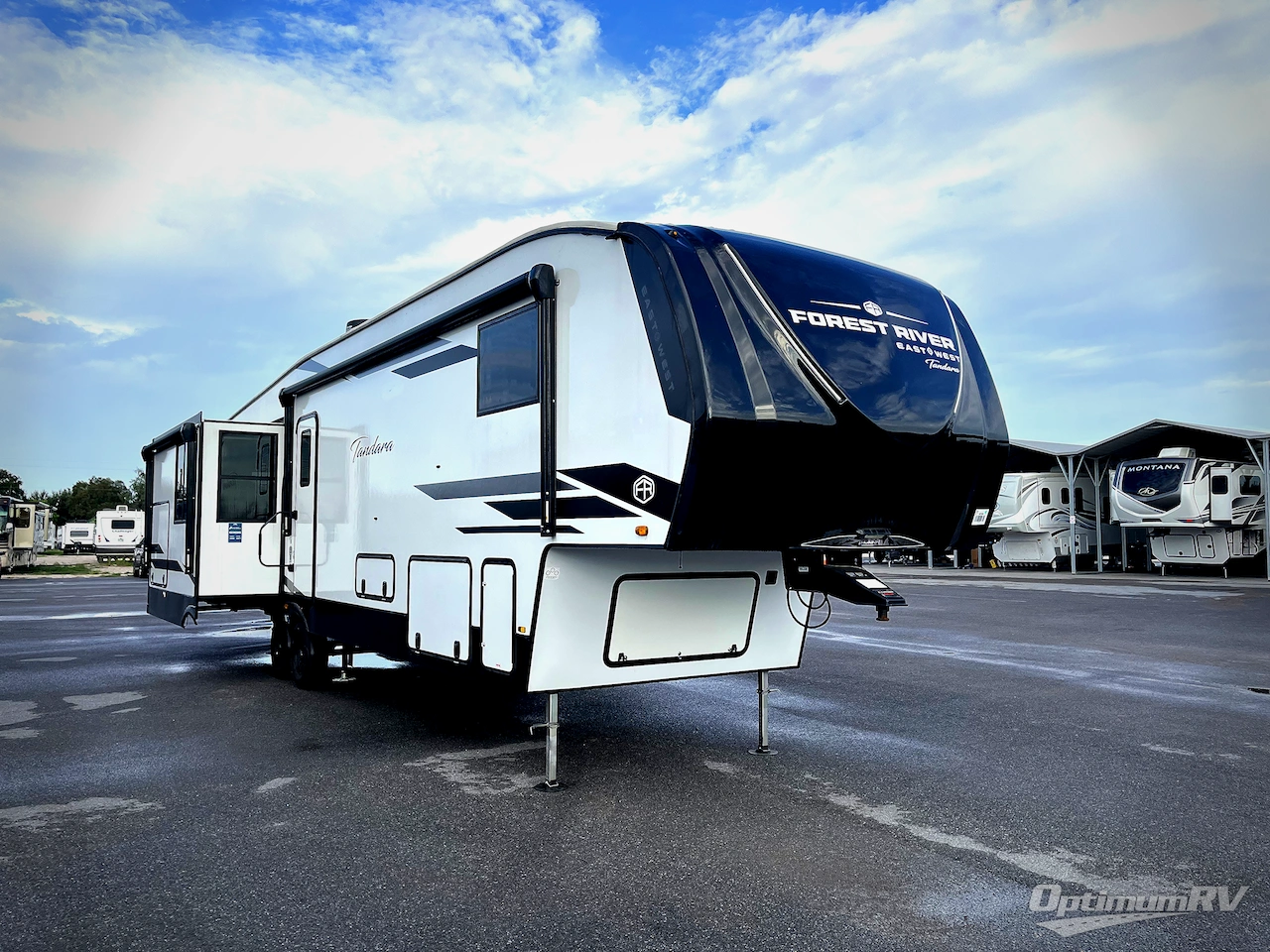 2025 East To West Tandara 386MB-OK Photo 1