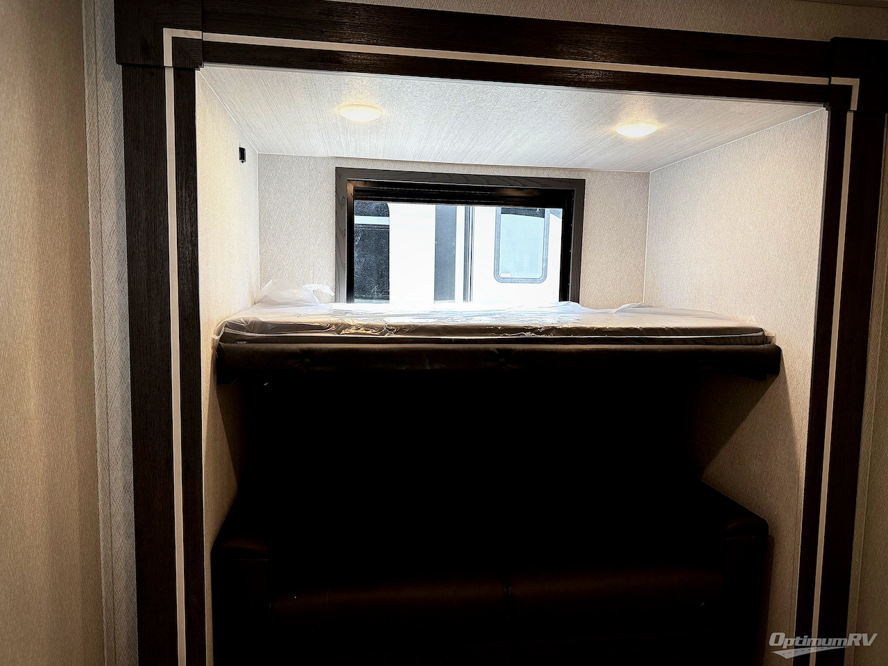 2025 East To West Tandara 386MB-OK Photo 12