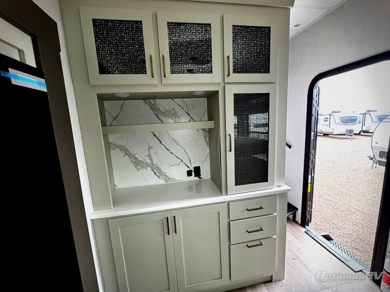 2026 East To West Tandara 387BH Photo 4