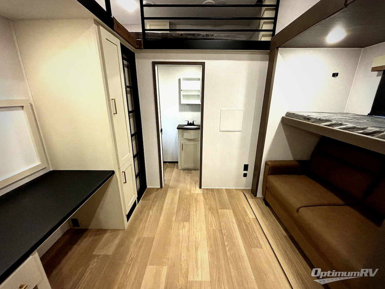 2026 East To West Tandara 387BH Photo 18