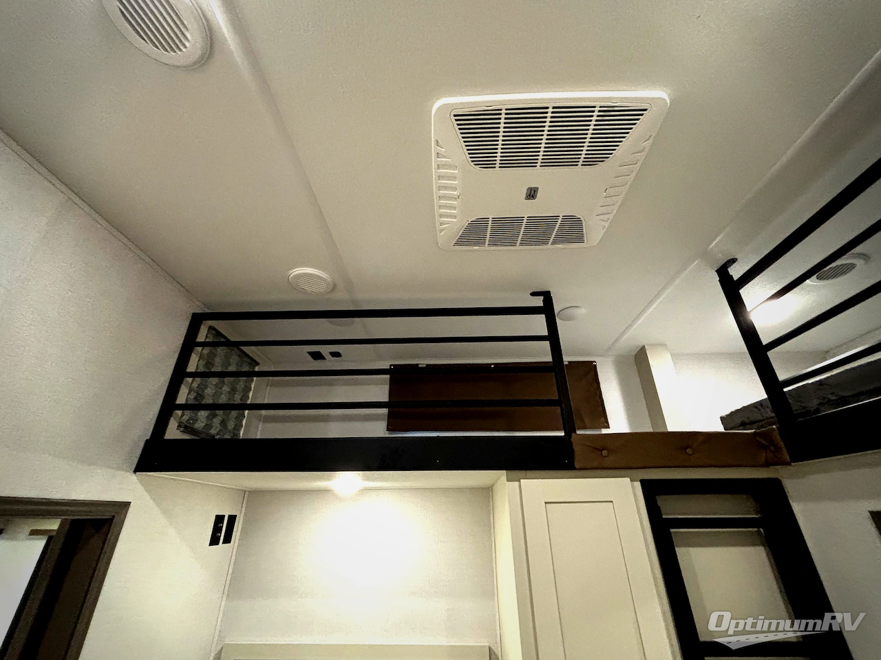 2026 East To West Tandara 387BH Photo 22