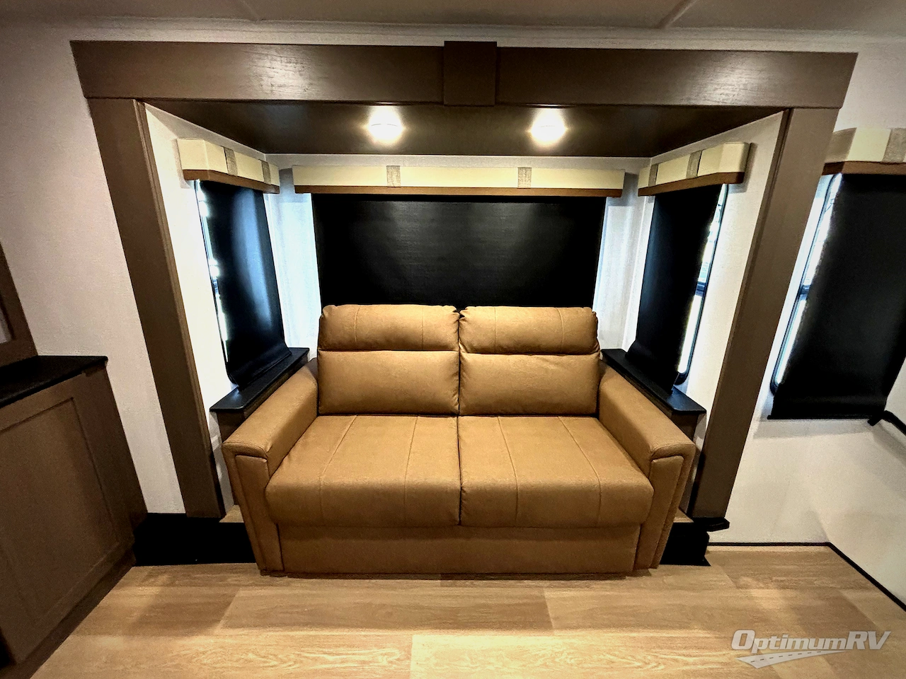 2026 East To West Tandara 390FL Photo 8