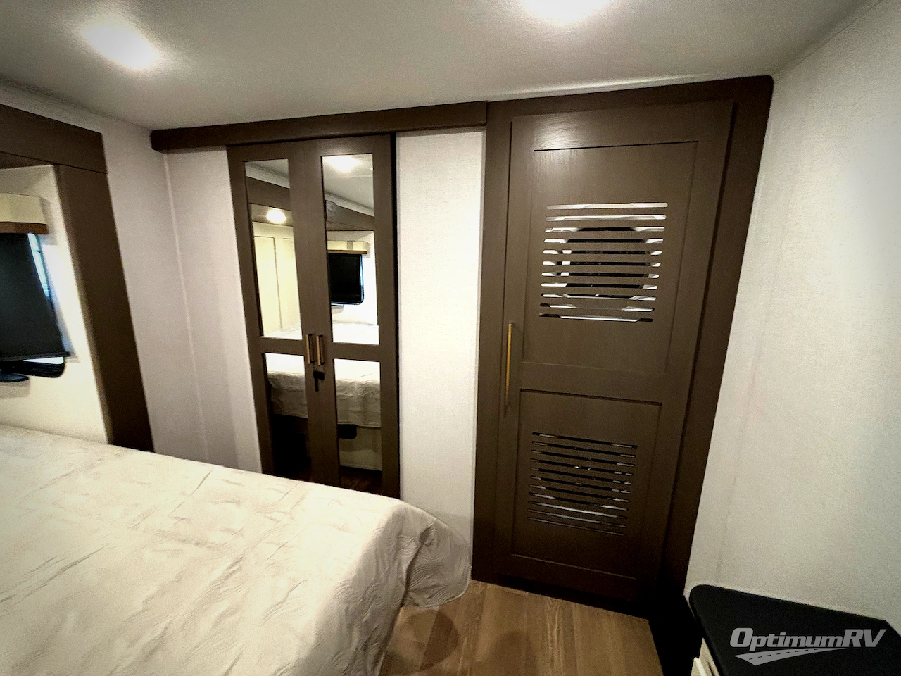 2026 East To West Tandara 389DS Photo 9