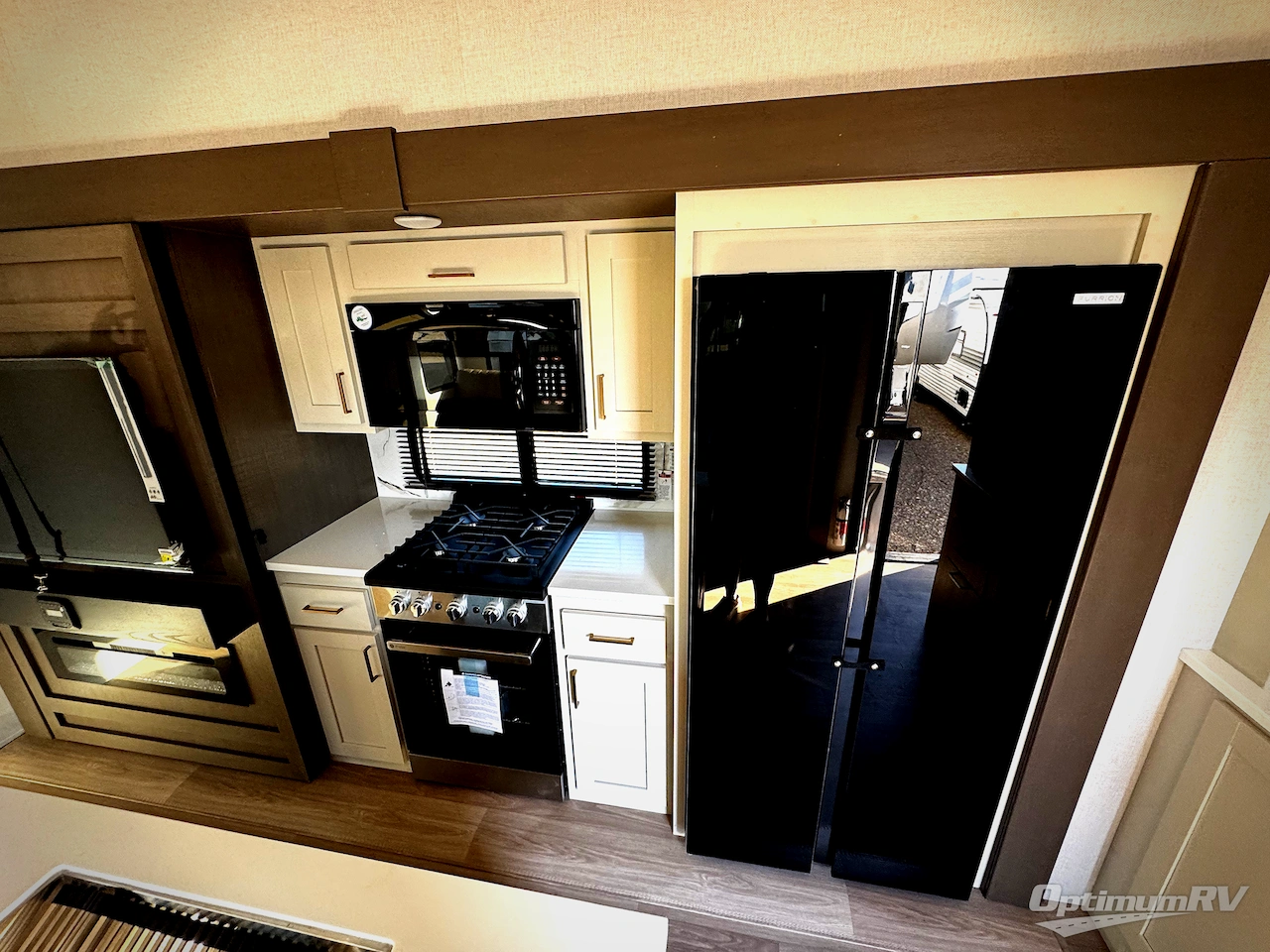 2026 East To West Tandara 389DS Photo 5