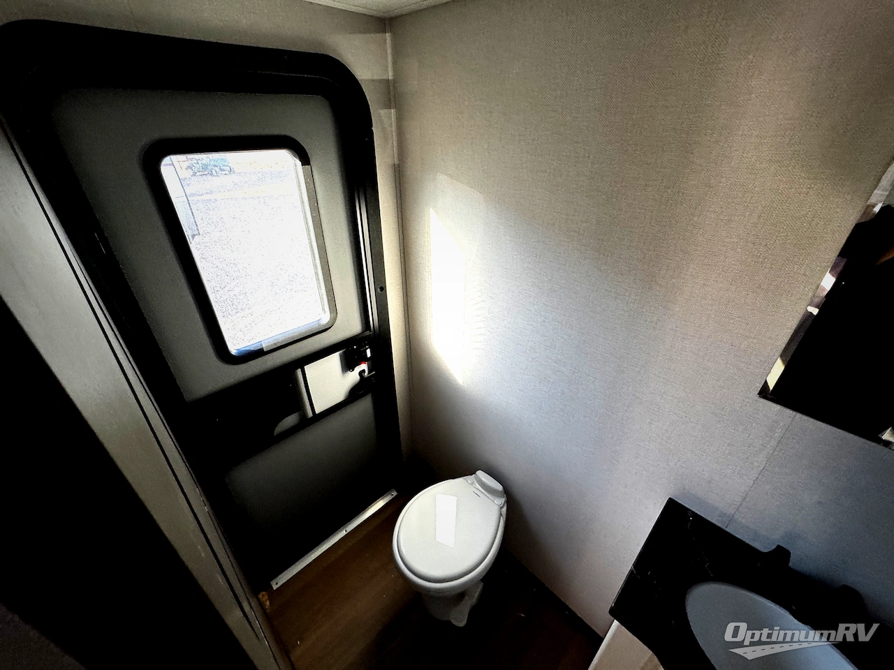 2026 East To West Tandara 389DS Photo 17