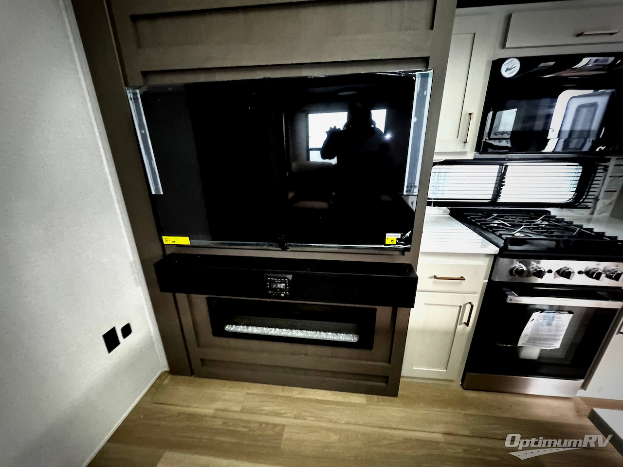 2026 East To West Tandara 389DS Photo 7