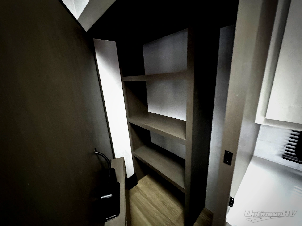 2026 East To West Tandara 389DS Photo 8