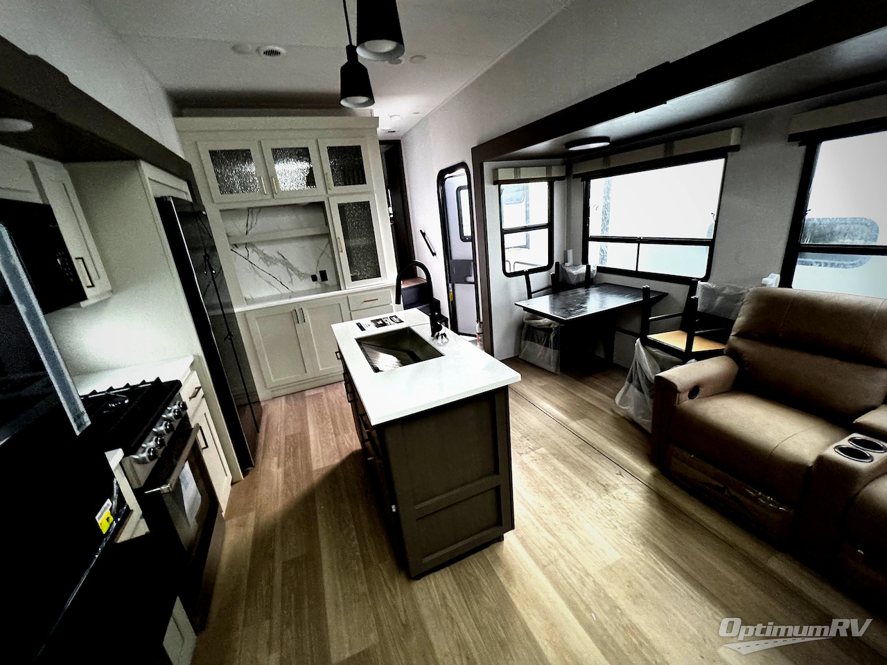 2026 East To West Tandara 389DS Photo 2