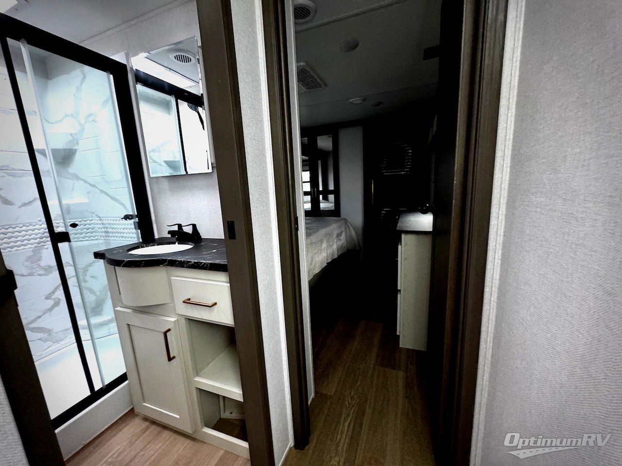 2026 East To West Tandara 389DS Photo 11