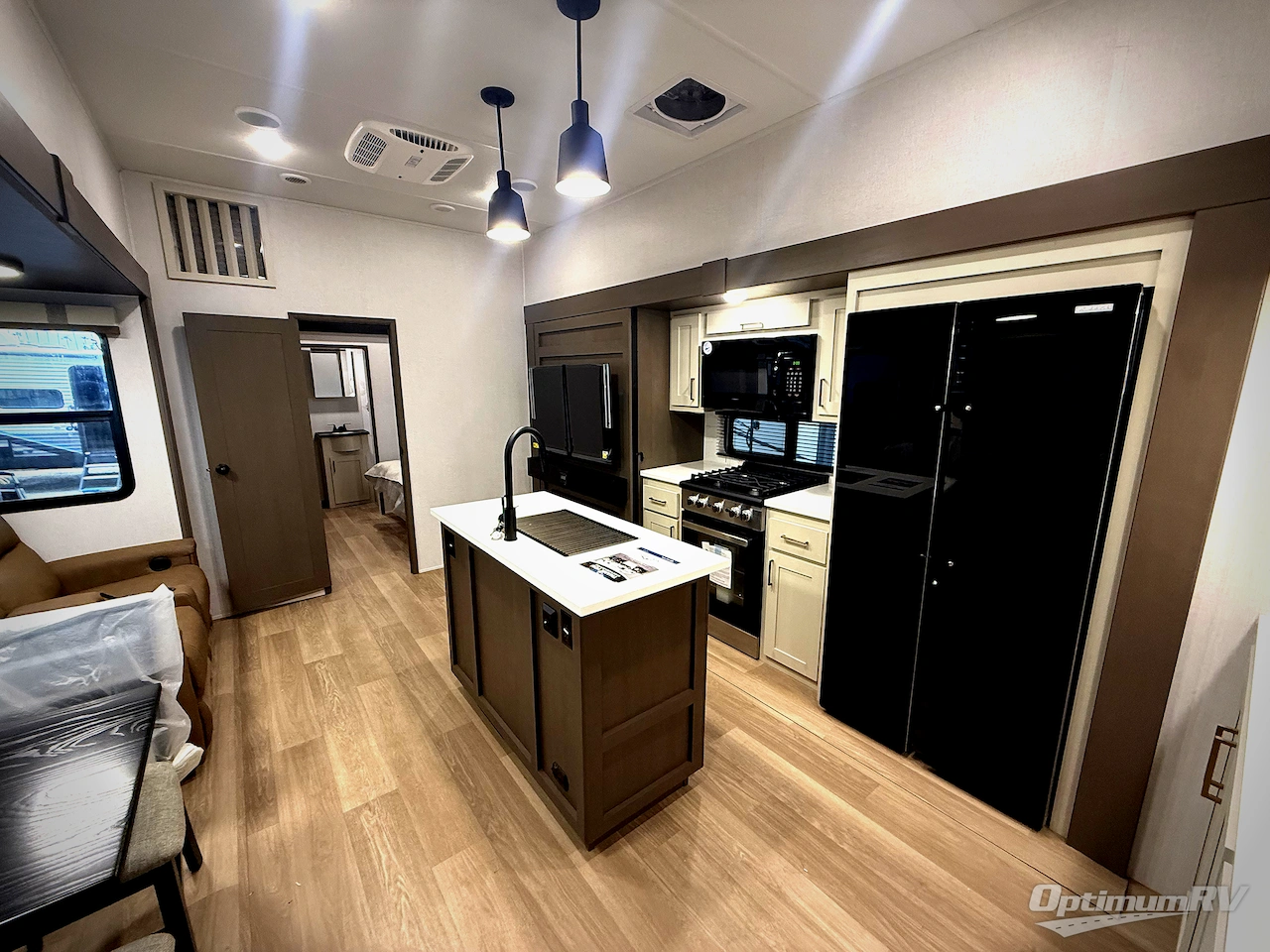 2026 East To West Tandara 389DS Photo 4