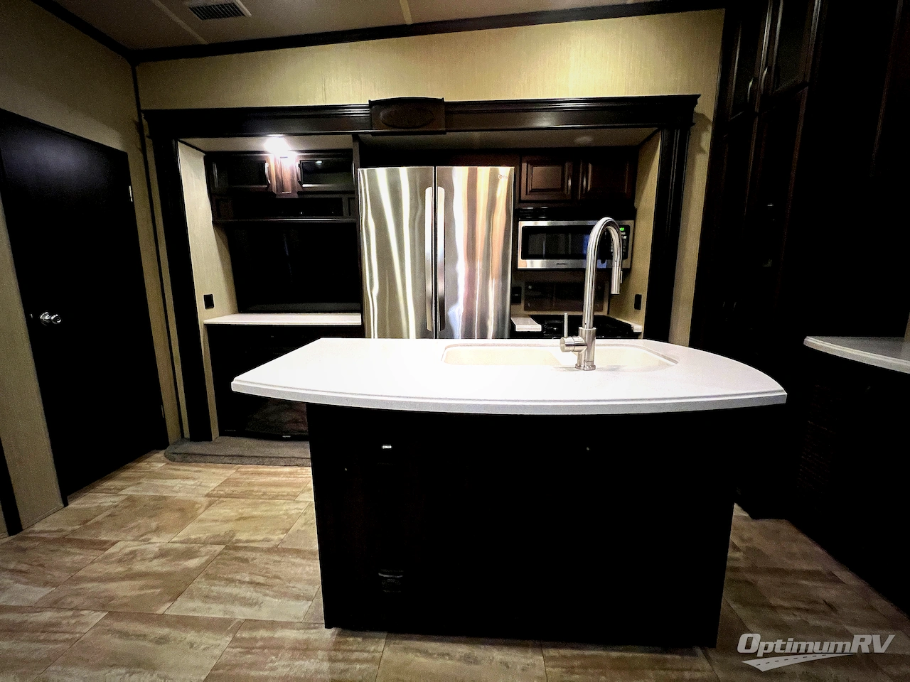 2017 Palomino Columbus Compass 374BHC Photo 10