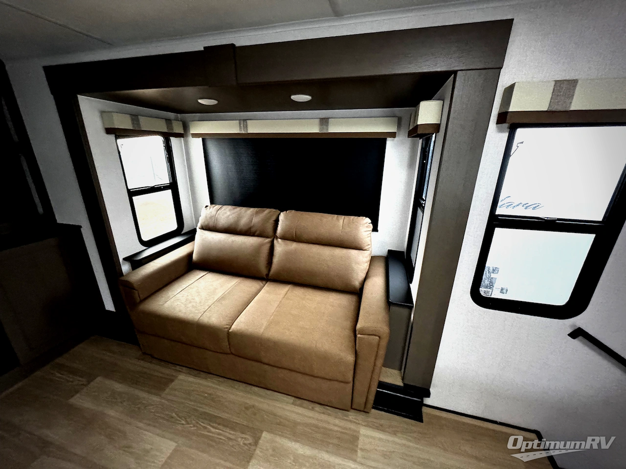 2026 East To West Tandara 390FL Photo 10