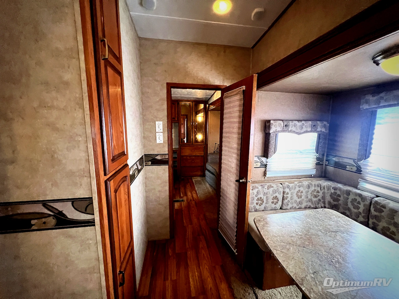 2013 Palomino Sabre 36QBOK Photo 21