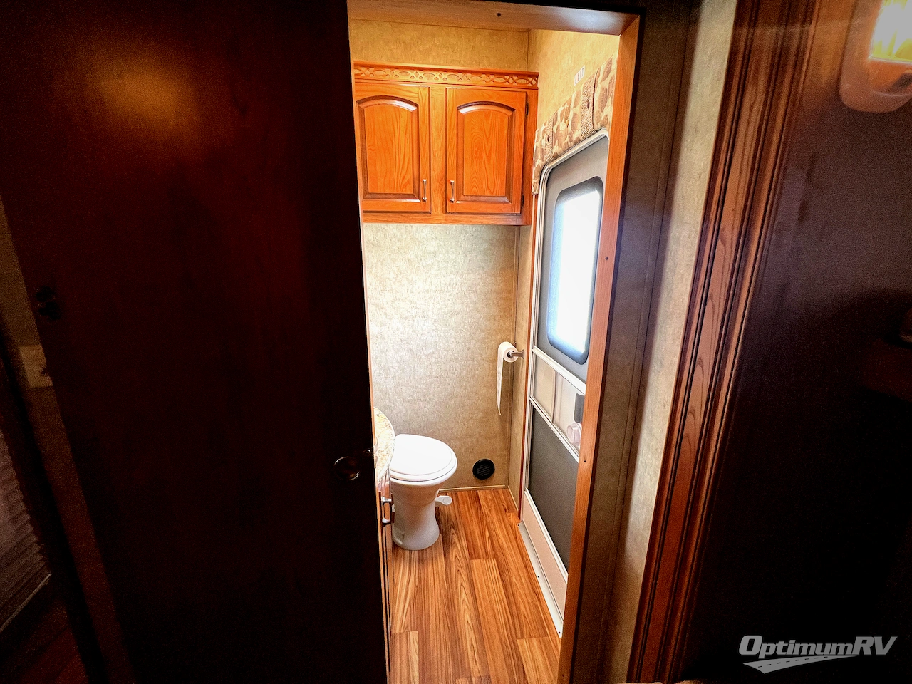 2013 Palomino Sabre 36QBOK Photo 34