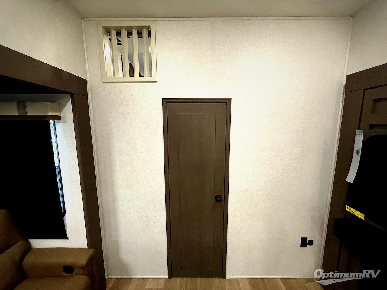 2026 East To West Tandara 389DS Photo 25