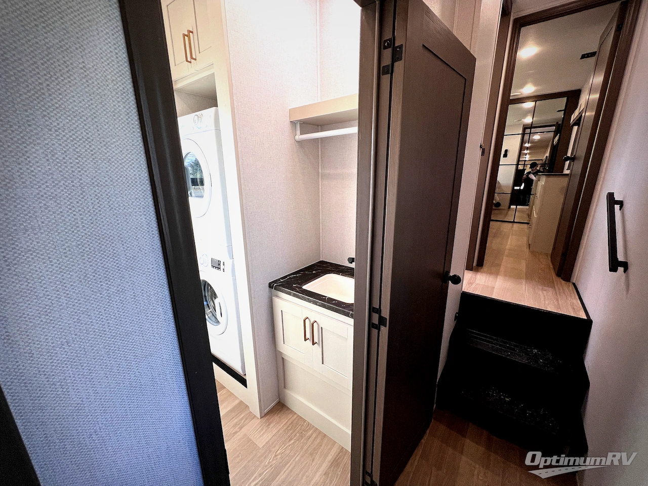 2026 East To West Tandara 388LR Photo 42