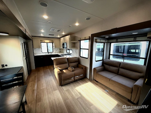 New 2026 East To West Tandara 388LR Featured Photo