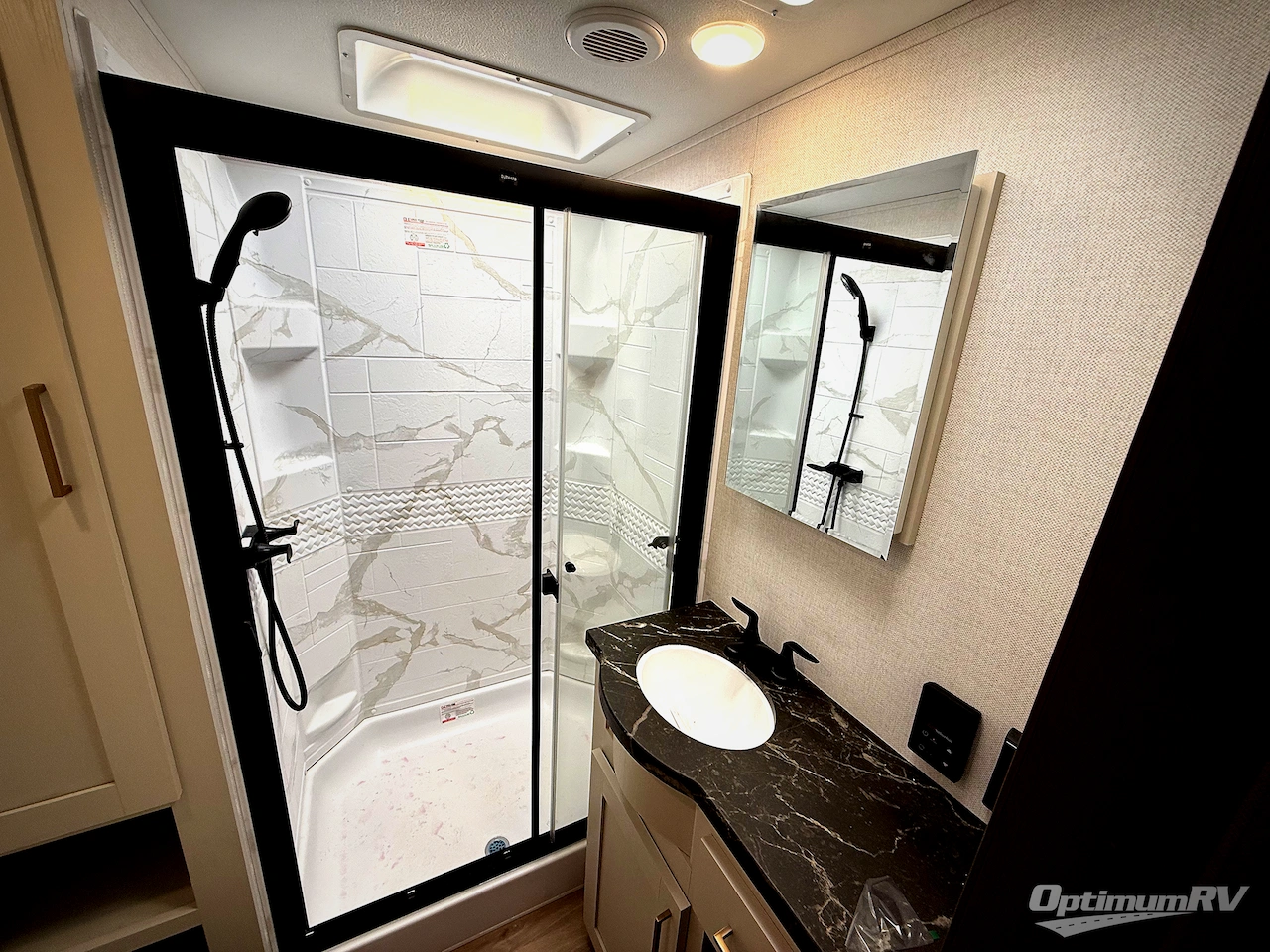 2026 East To West Tandara 388LR Photo 25