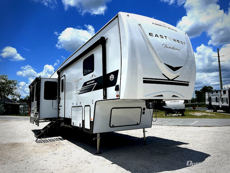2027 East To West Tandara 295RL RV Photo 1
