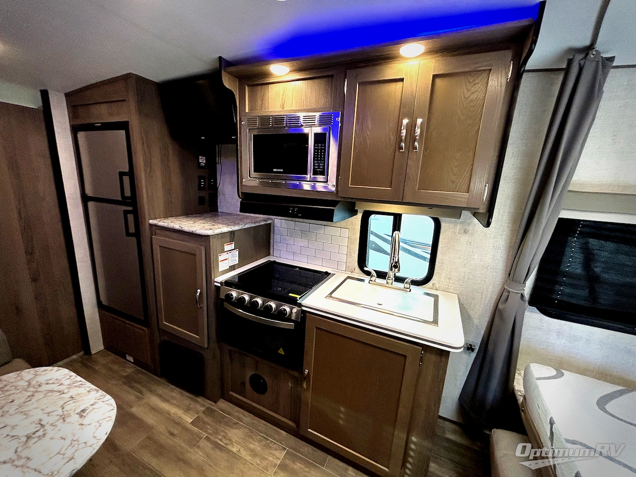 2022 Gulf Stream Vista 19MBS Photo 9