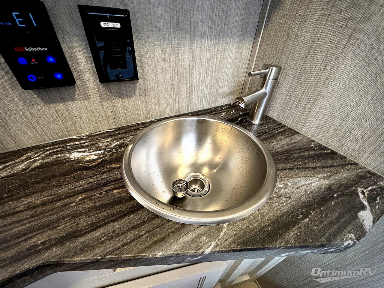 2026 Forest River Vengeance Rogue Armored 391T145 Photo 10