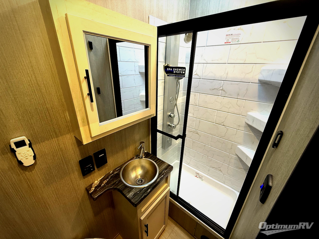 2026 Forest River Vengeance Rogue Armored 25L141 Photo 15