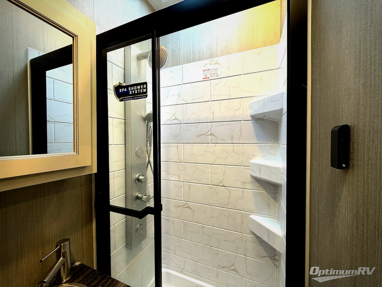 2026 Forest River Vengeance Rogue Armored 25L141 Photo 18