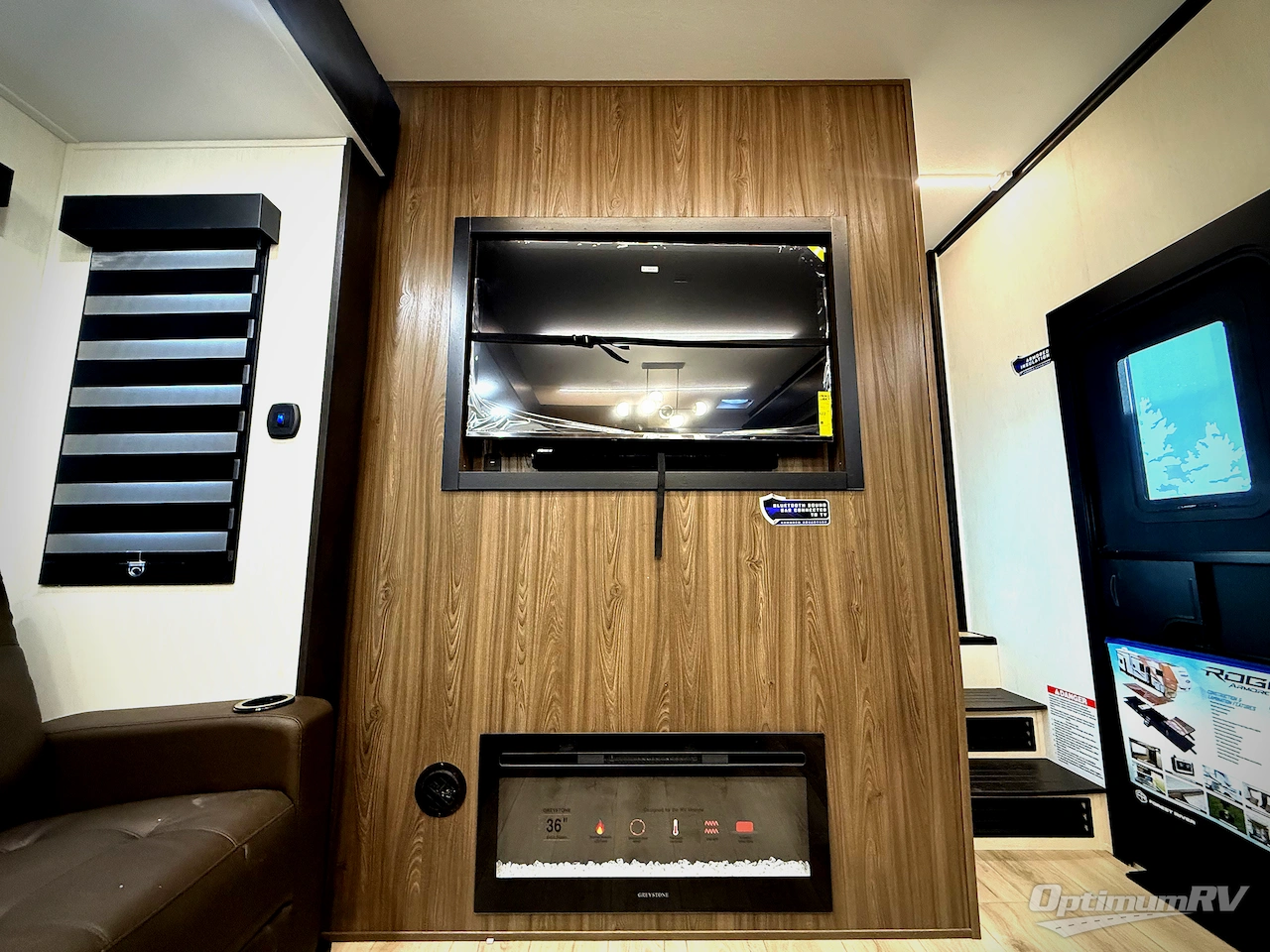 2026 Forest River Vengeance Rogue Armored 391T145 Photo 8