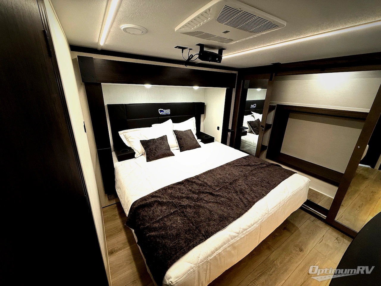 2026 Forest River Vengeance Rogue Armored 391T145 Photo 23