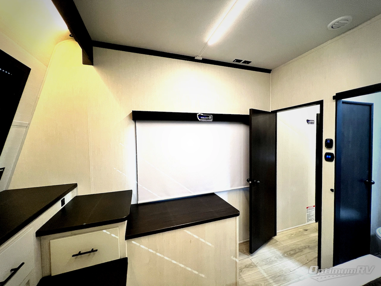 2026 Forest River Vengeance Rogue Armored 32L132 Photo 22