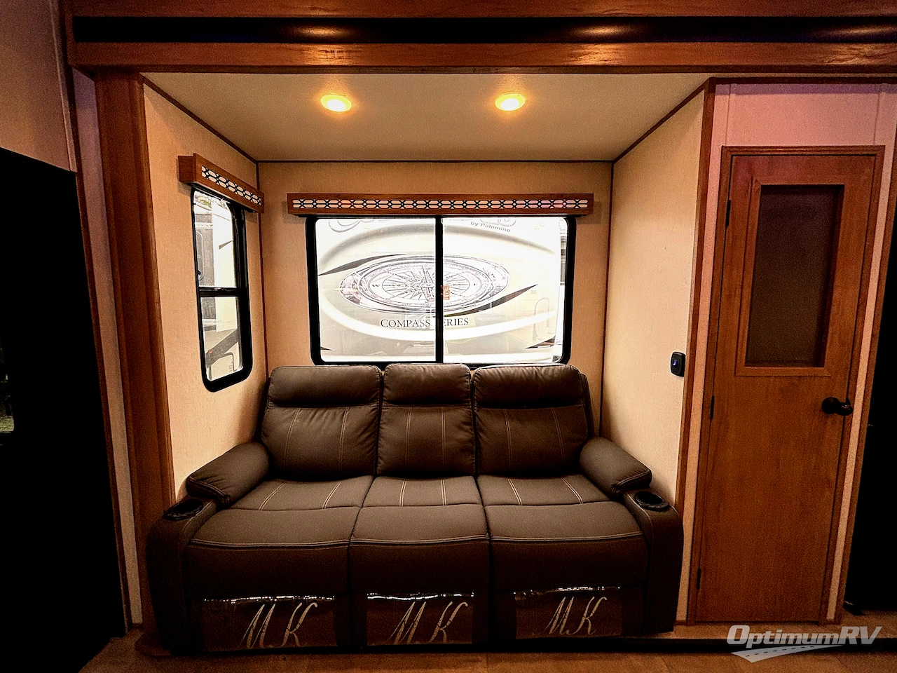 2023 Forest River Vengeance Rogue Armored VGF4007G2 Photo 12