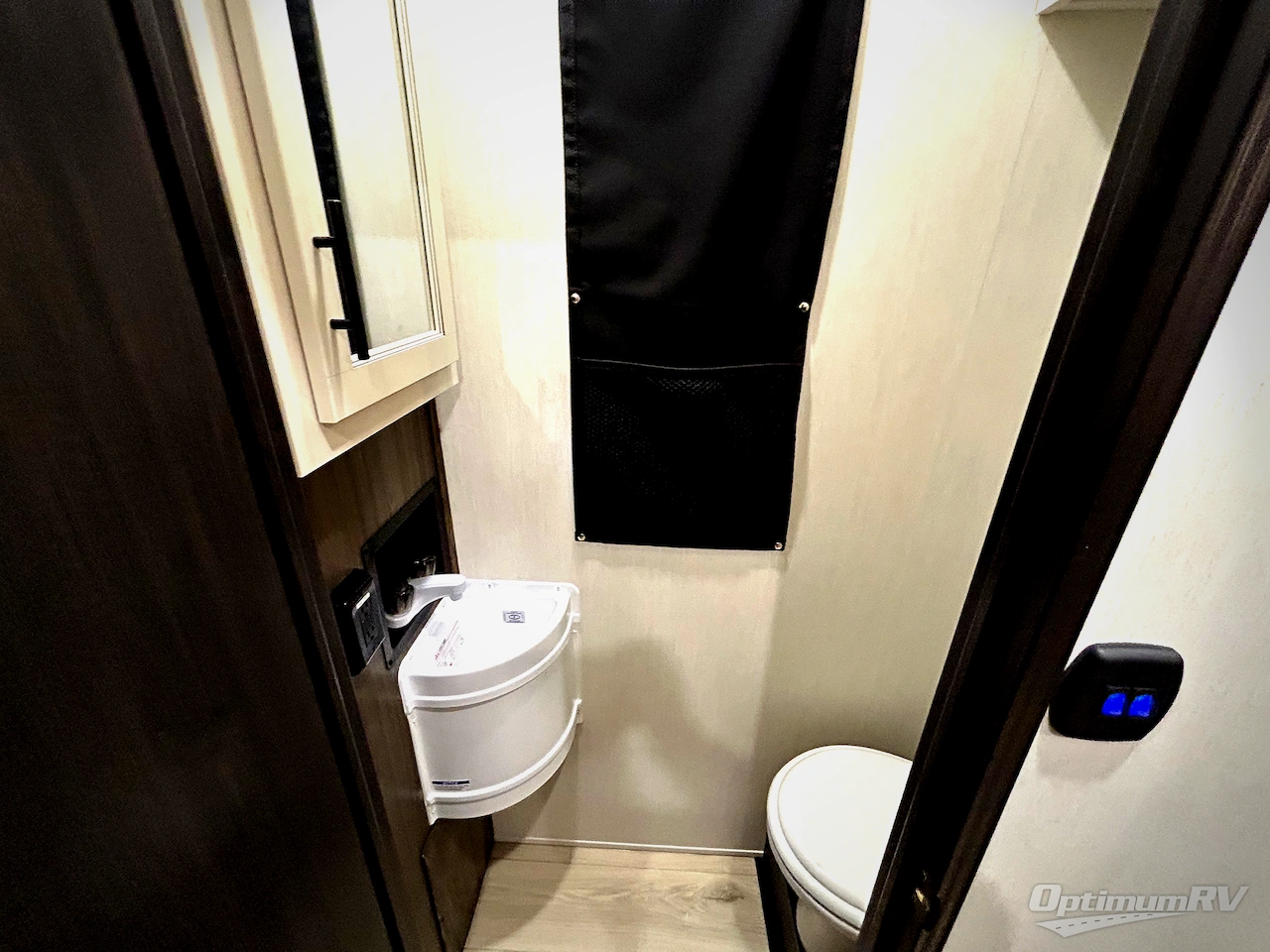 2026 Forest River Vengeance Rogue Armored 32L132 Photo 19