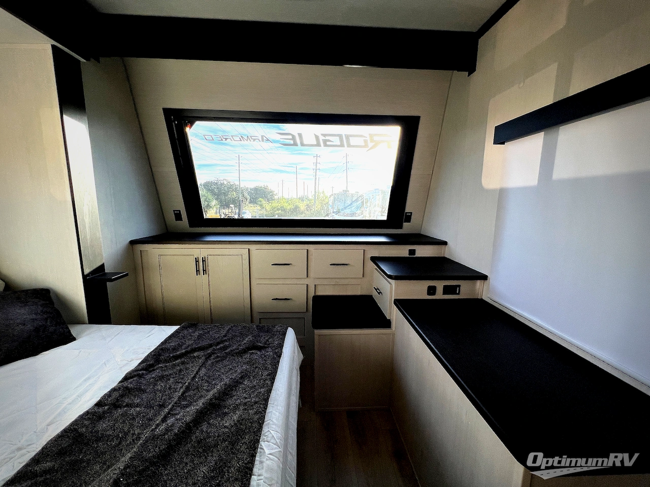 2026 Forest River Vengeance Rogue Armored 32L132 Photo 21