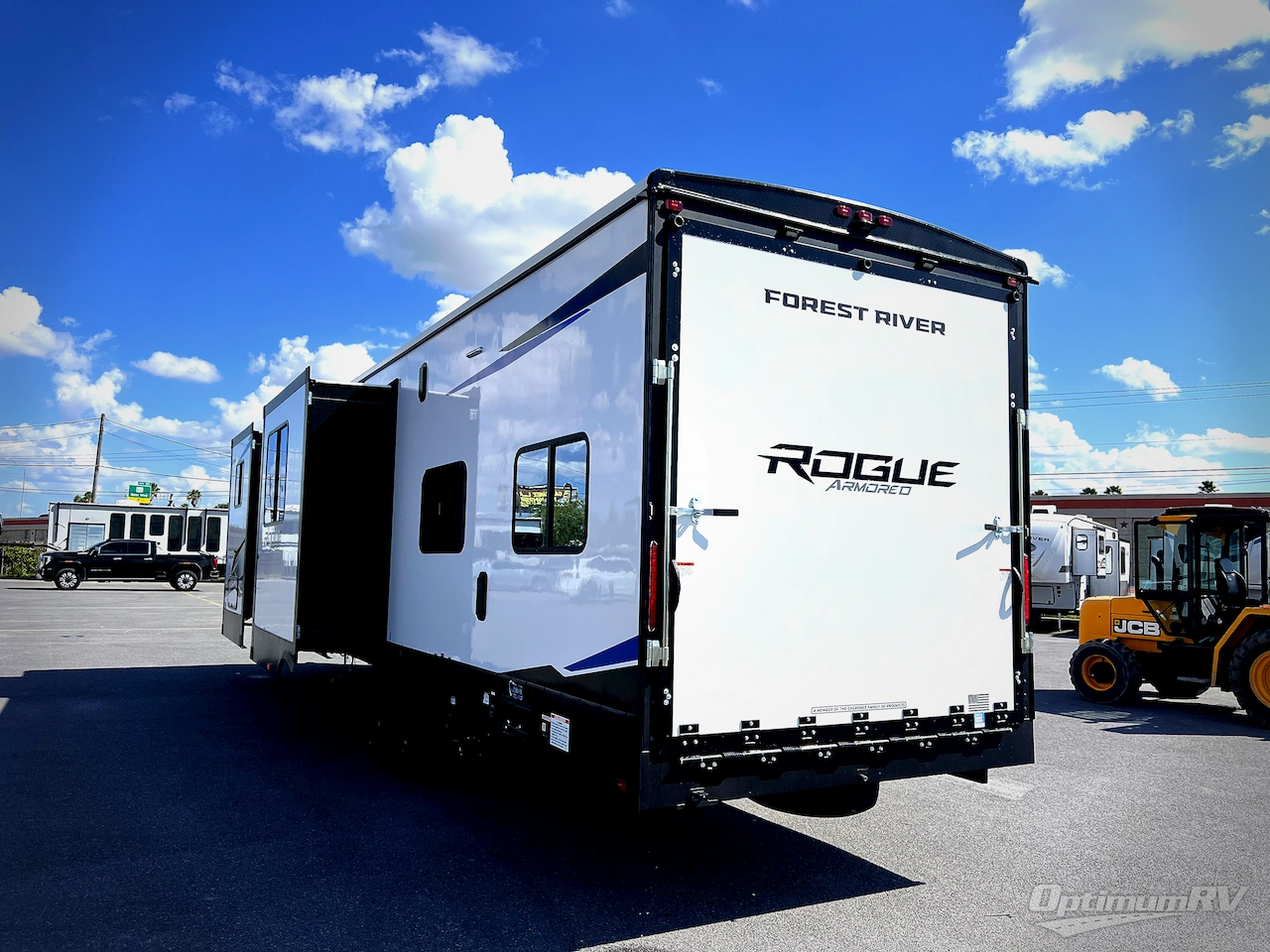 2026 Forest River Vengeance Rogue Armored 32L132 Photo 3