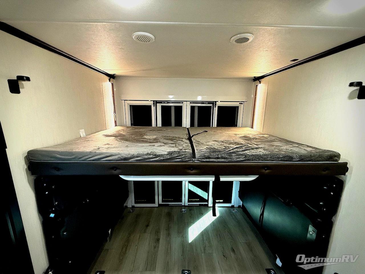 2026 Forest River Vengeance Rogue Armored 32L132 Photo 15