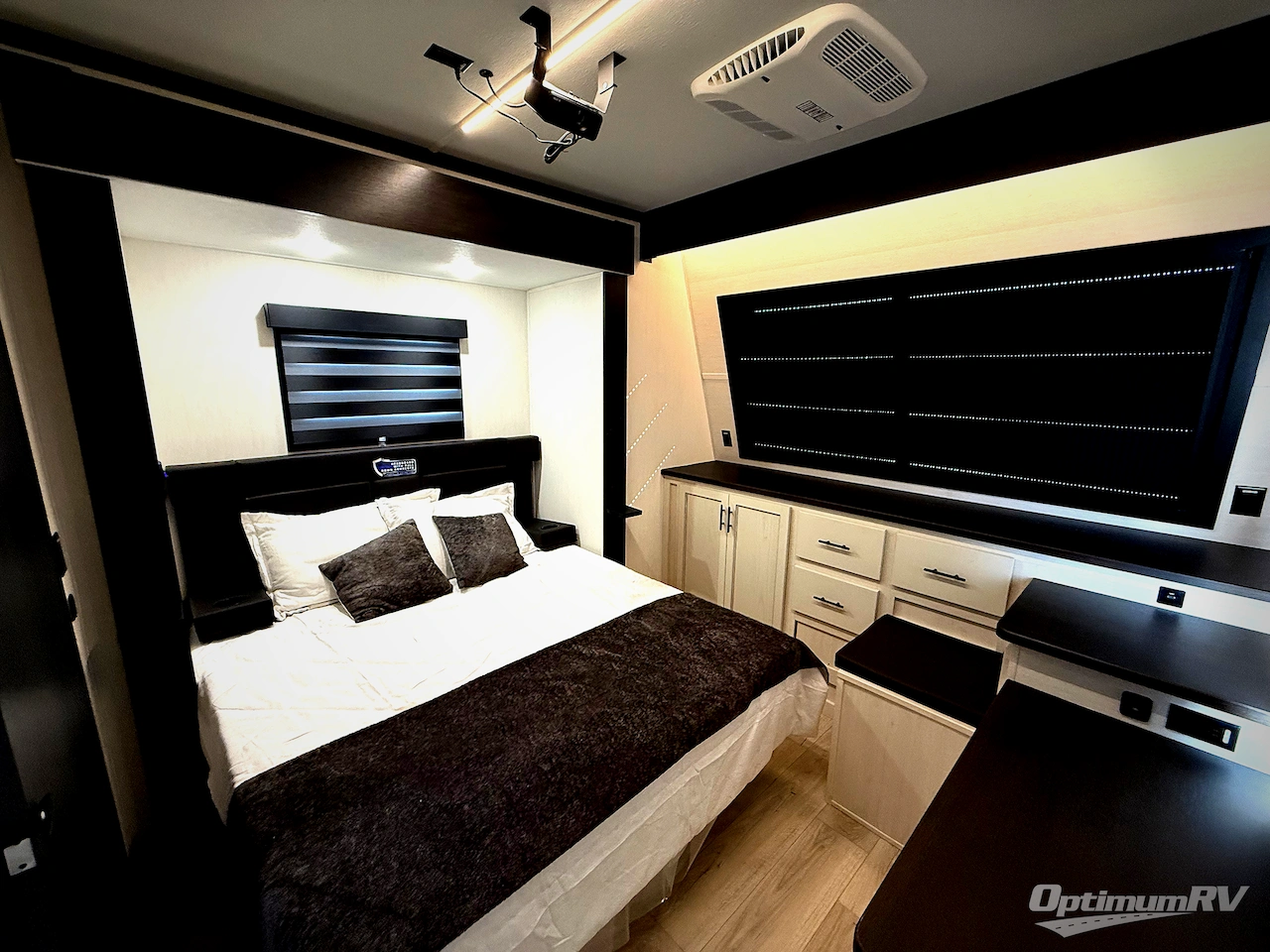 2026 Forest River Vengeance Rogue Armored 32L132 Photo 25